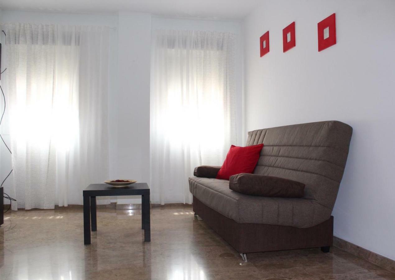 Amazing And Clean Studio Very Close To City Center Malaga Exterior photo
